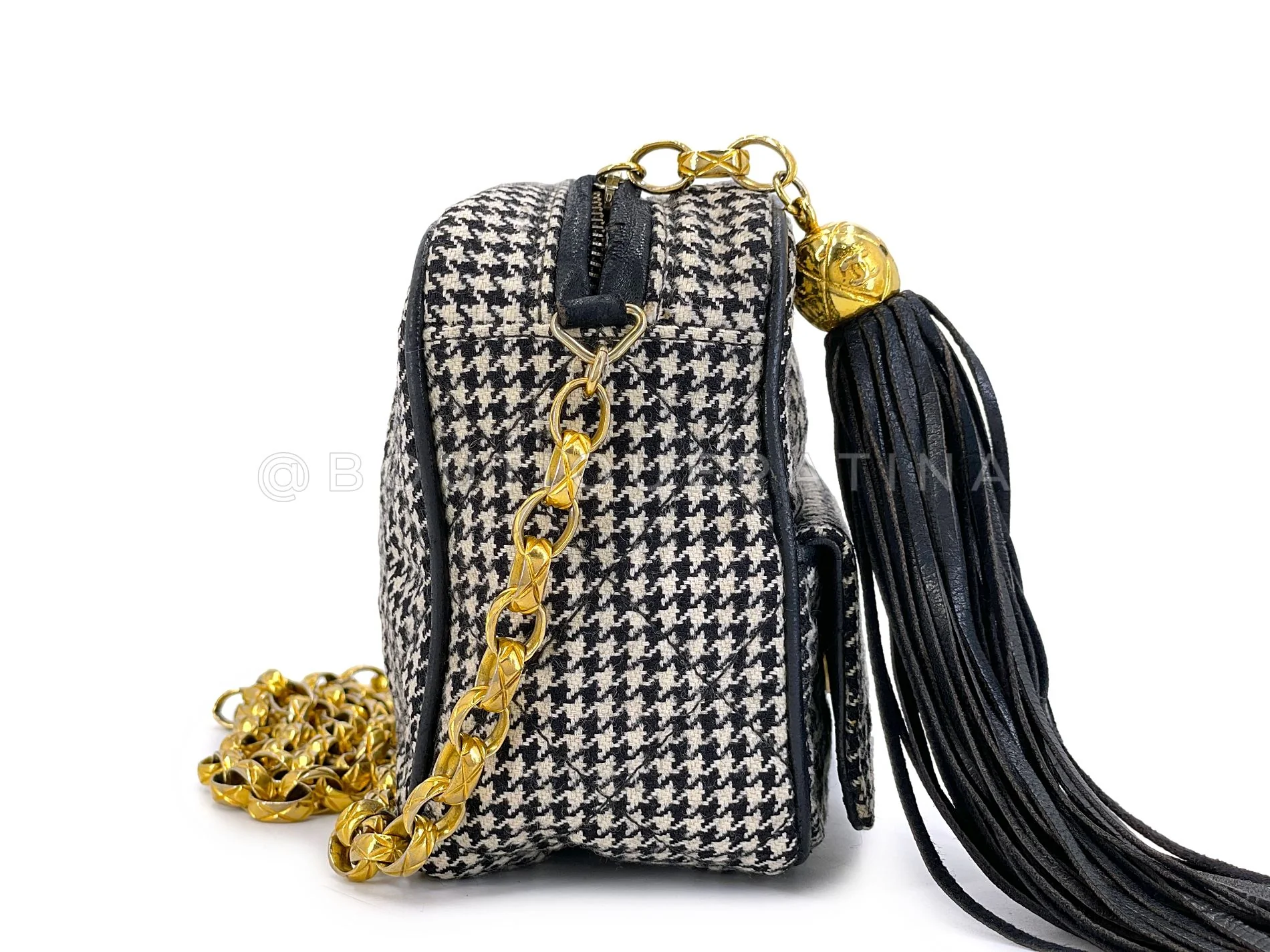 Chanel 1991 Vintage Mini Houndstooth Camera Bag 24k GHW Black White O9N - Image 5