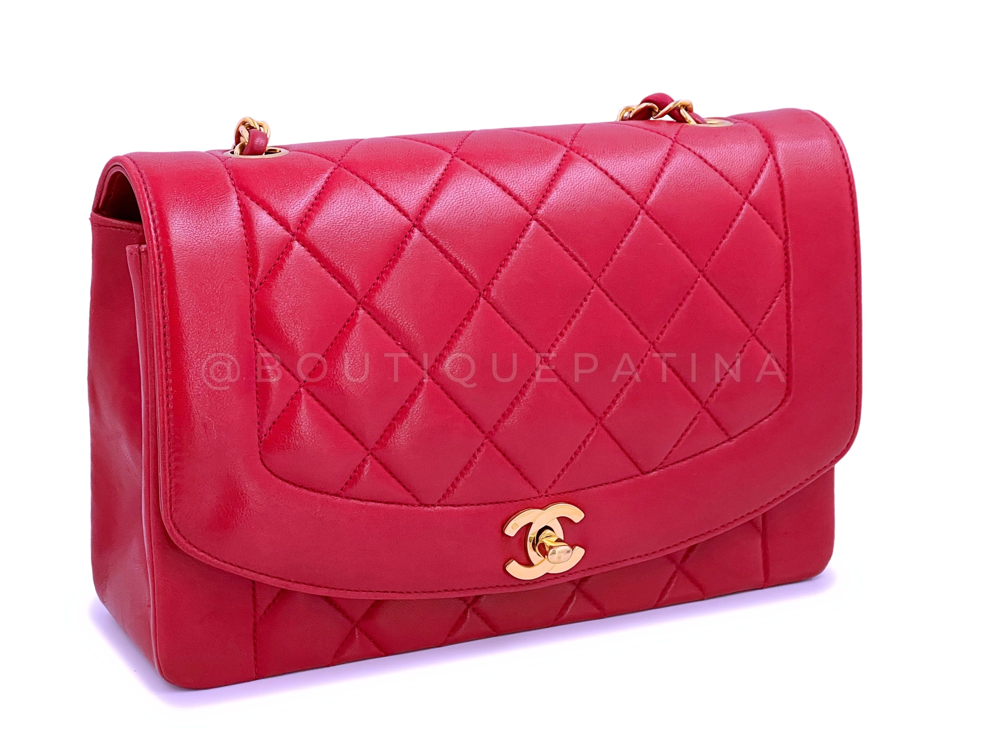Chanel 1992 Vintage Red Diana Flap Bag Lambskin Medium 24k GHW - Image 4