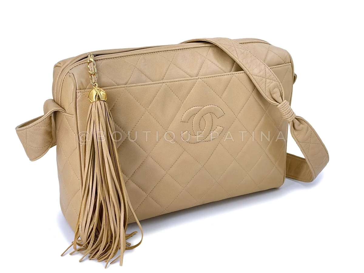 Chanel 1994 Vintage Light Beige Lambskin Large Camera Case Messenger Bag Tassel - Image 2