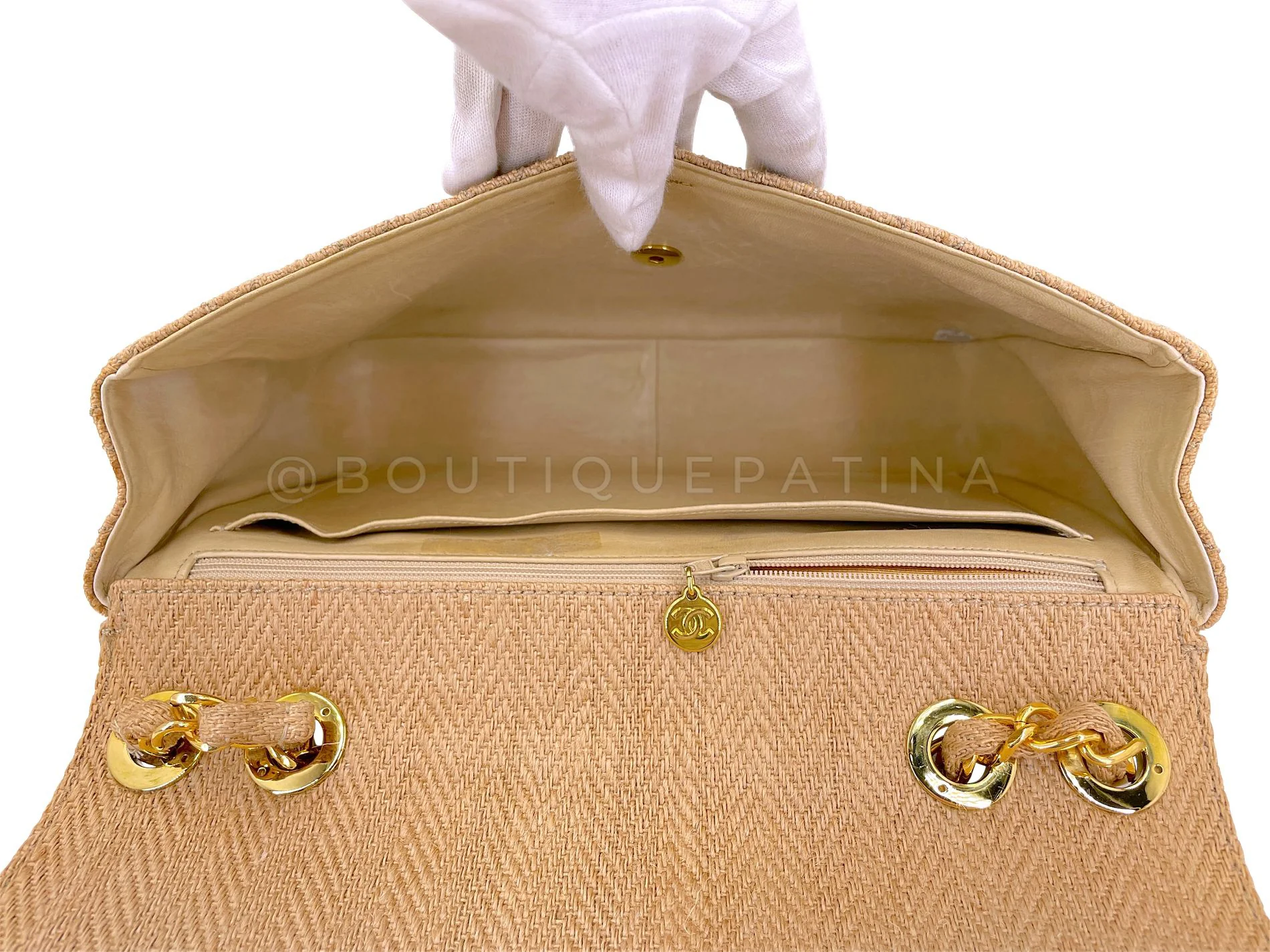 Chanel 1994 Vintage Wool Tweed Beige Quilted Classic Jumbo Clutch Flap Bag 24k GHW - Image 10