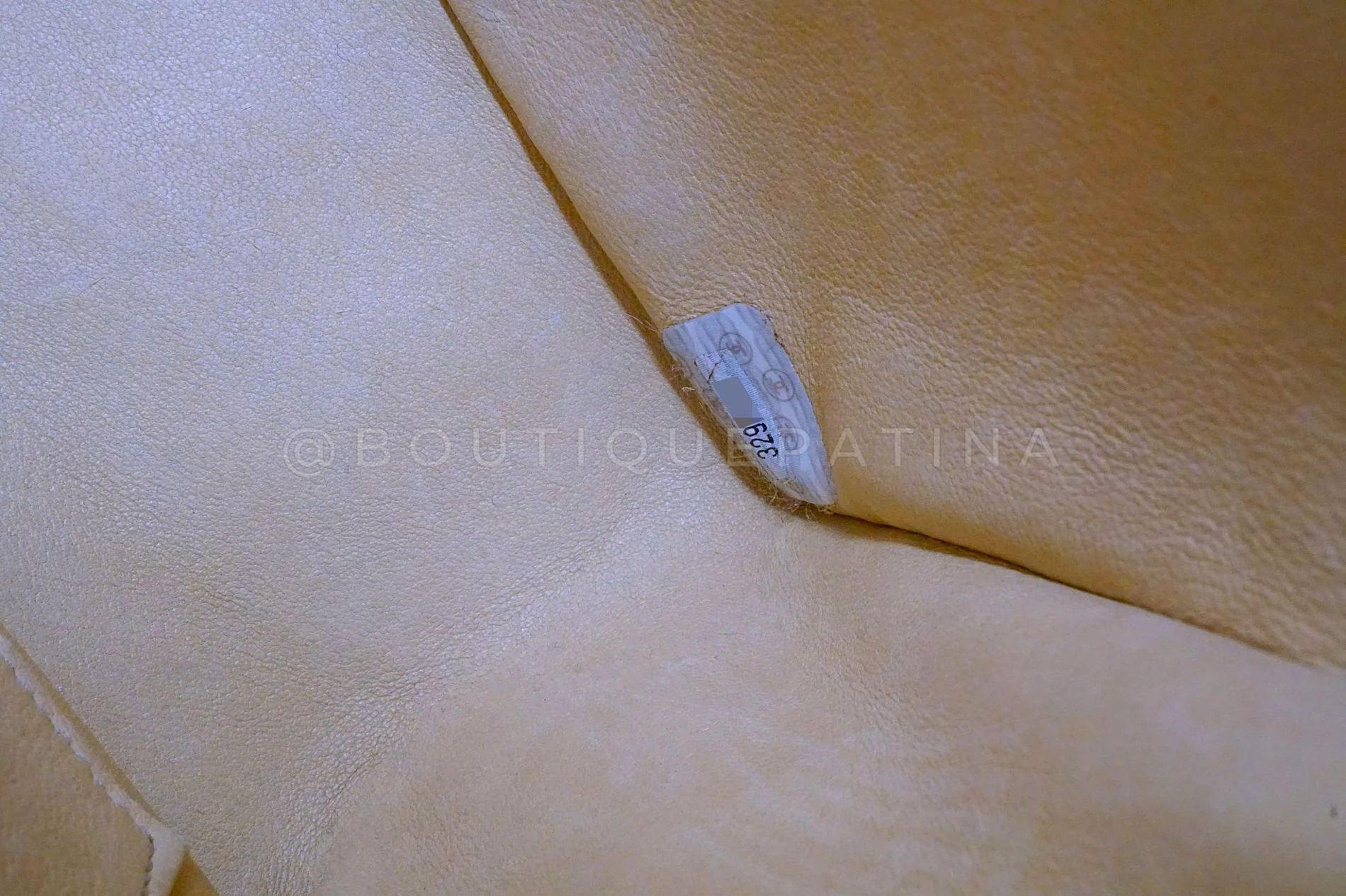 Chanel 1994 Vintage Wool Tweed Beige Quilted Classic Jumbo Clutch Flap Bag 24k GHW - Image 14