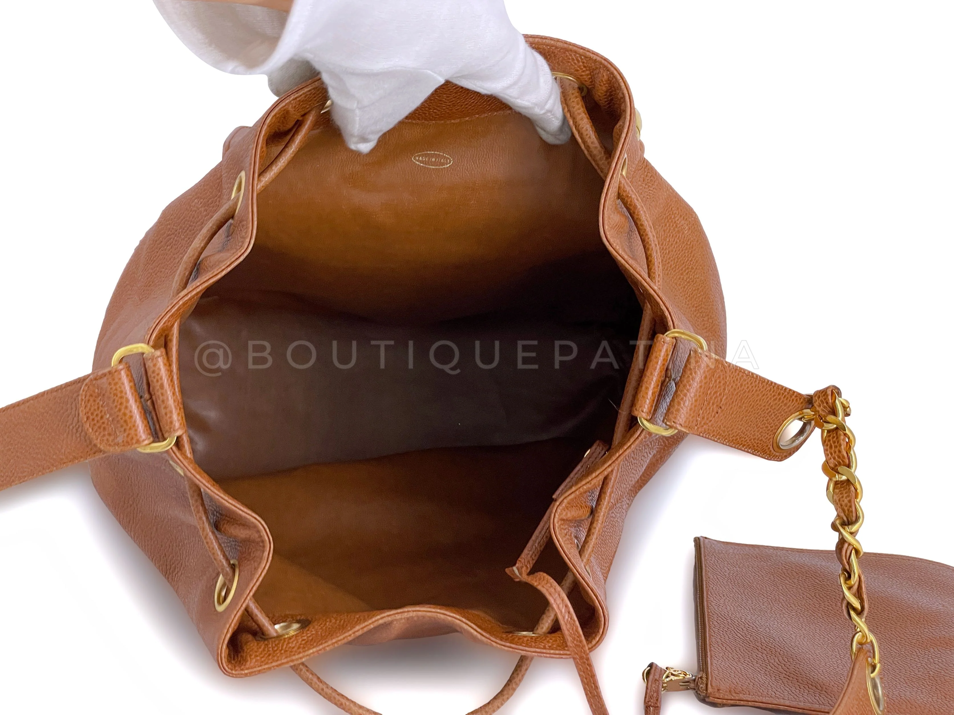 Chanel 1995 Vintage Camel Brown Caviar Bucket Drawstring Bag Tote Large 24k GHW - Image 10