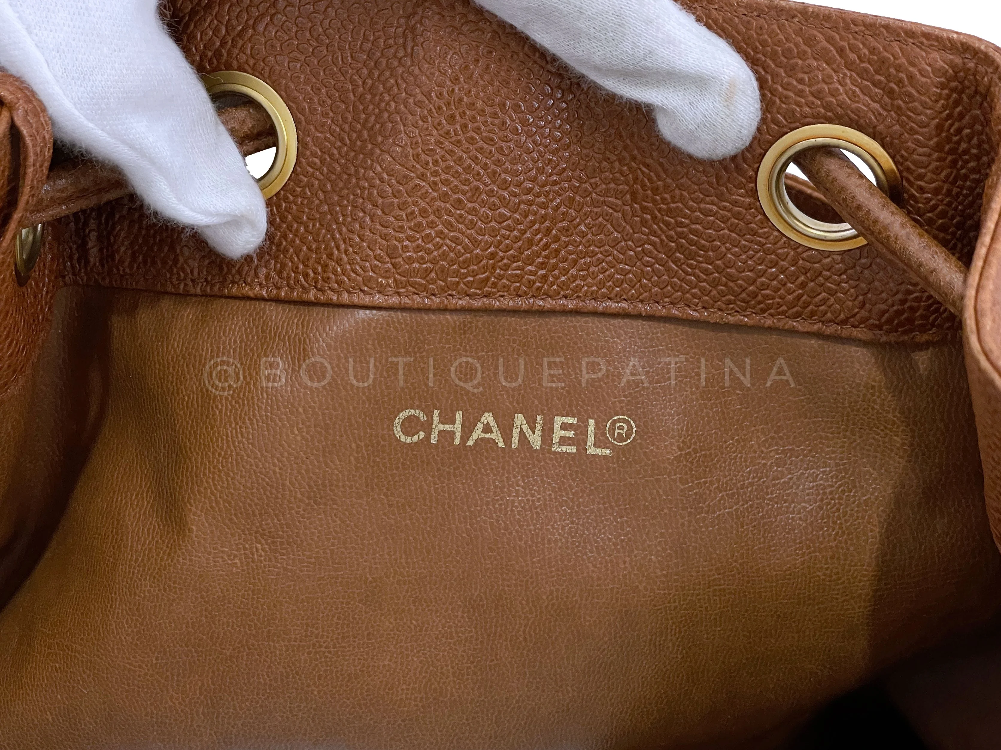 Chanel 1995 Vintage Camel Brown Caviar Bucket Drawstring Bag Tote Large 24k GHW - Image 11