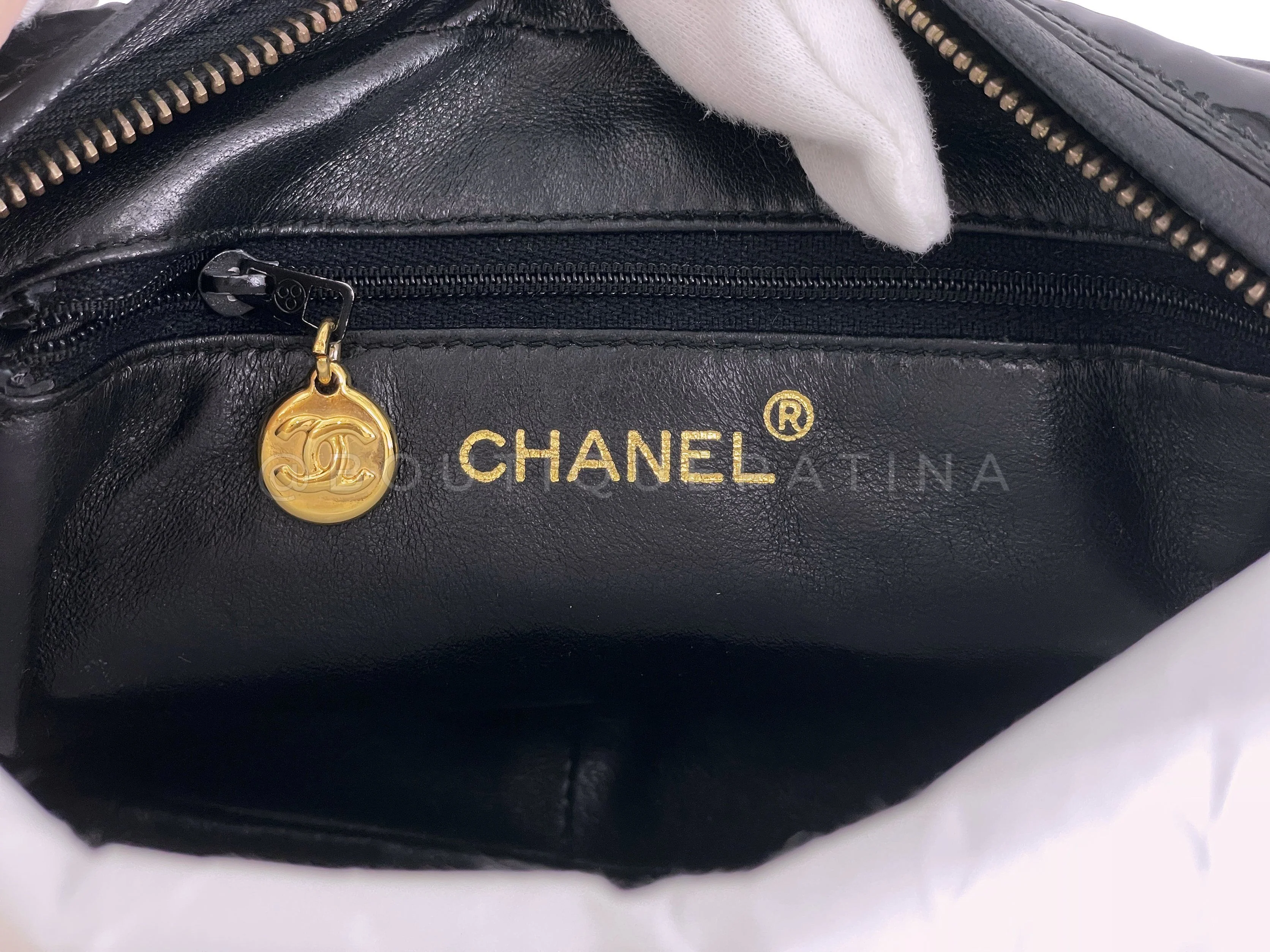Chanel 1996 Vintage Small Black Patent Flap Camera Case Bag 24k GHW - Image 11