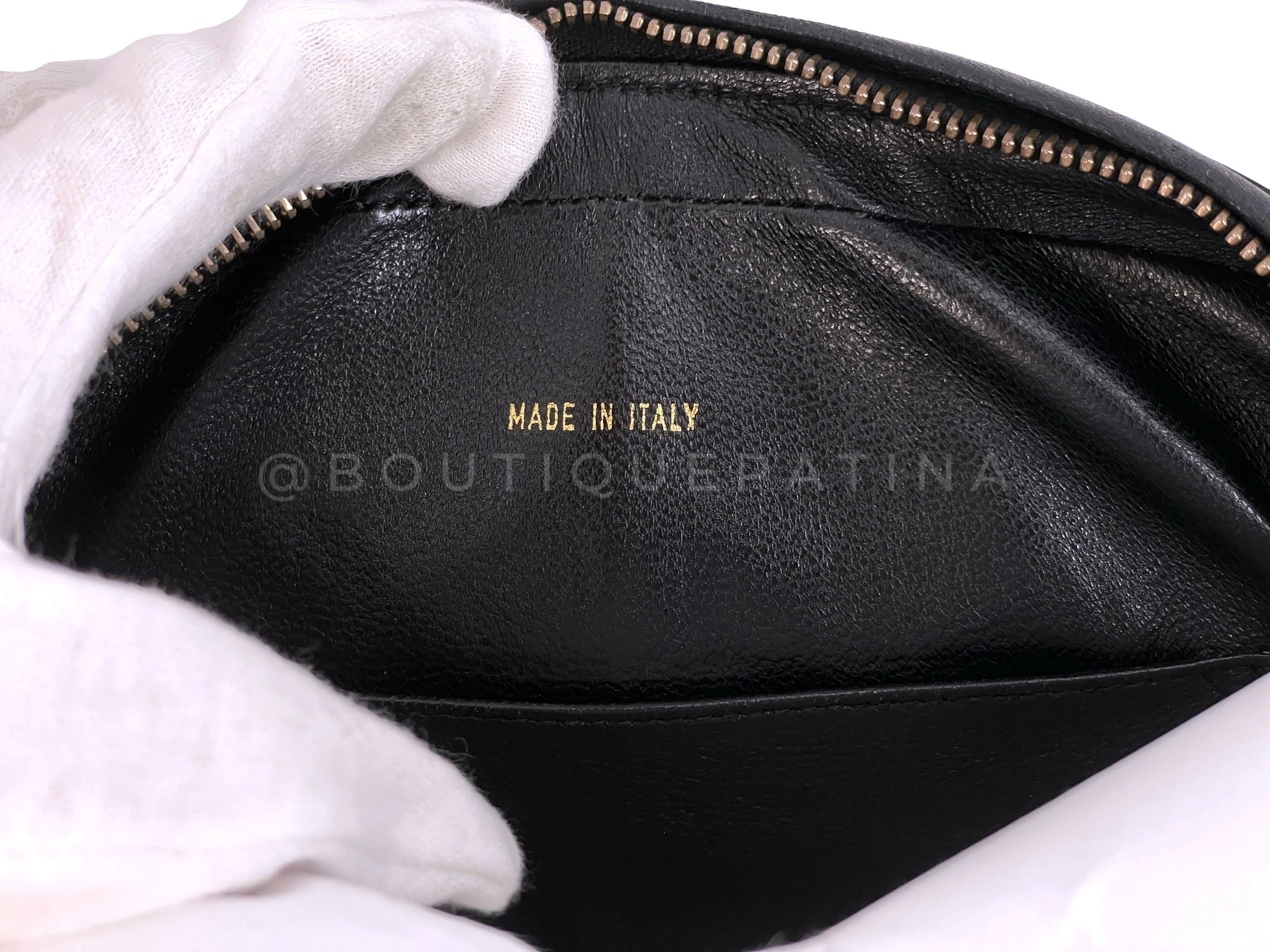 Chanel 1996 Vintage Small Black Patent Flap Camera Case Bag 24k GHW - Image 12