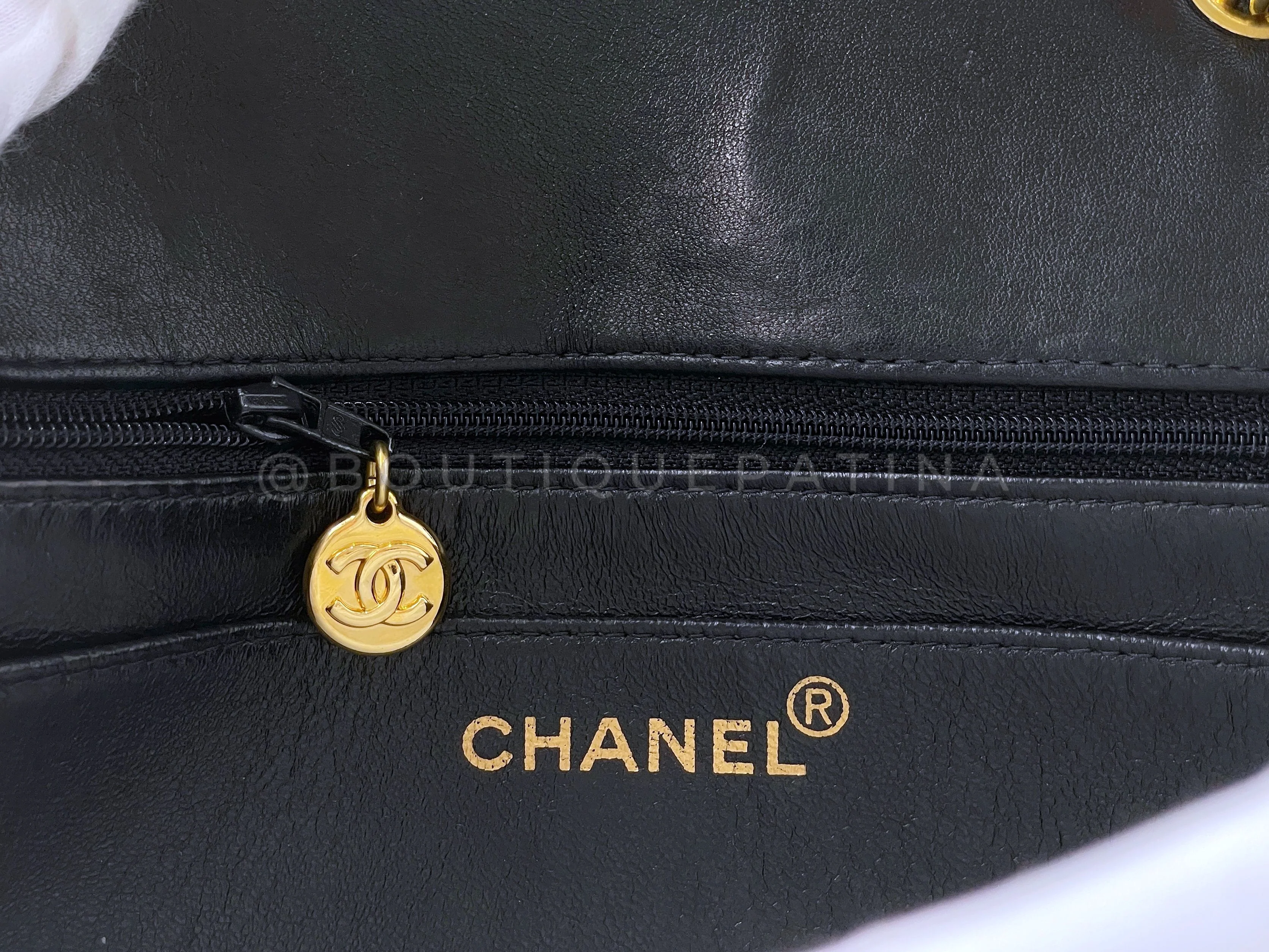 Chanel 1997 Vintage Small Diana Flap Bag 24k GHW Lambskin - Image 11