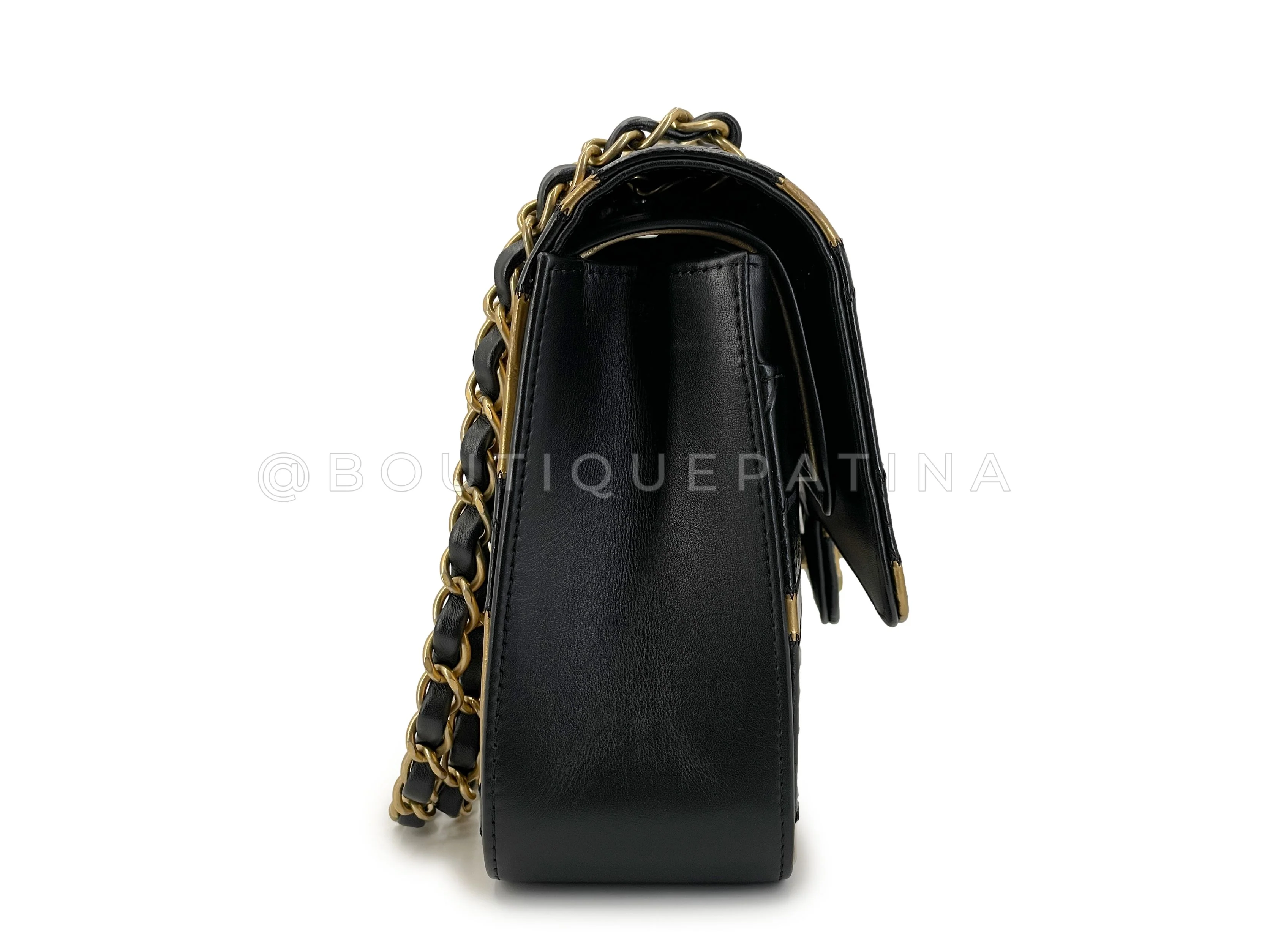 Chanel 19A Egypt Black/Gold Crocodile and Python Print Medium Classic Double Flap Bag GHW Paris-New York 925 - Image 4