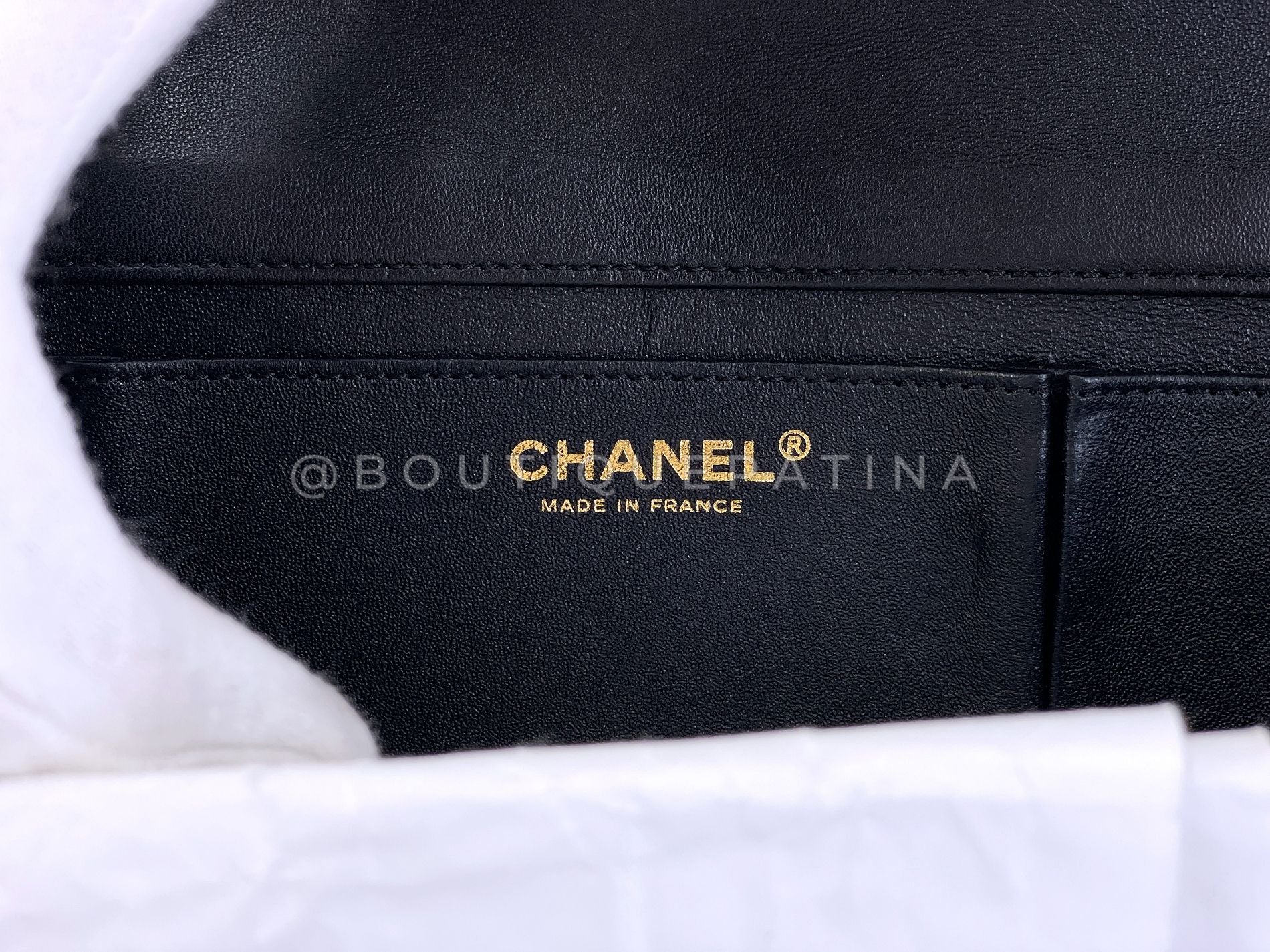 Chanel 19A Egypt Black Jumbo Clutch Bag Crocodile CC Paris-New York AVB - Image 12