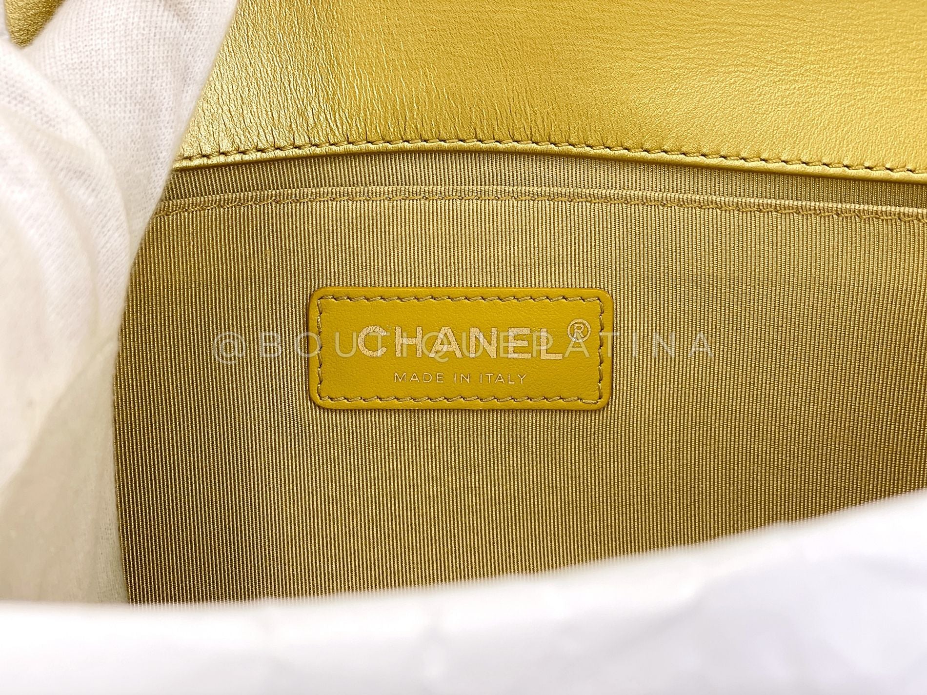 Chanel 19A Egypt Gold Crocodile Print Graffiti Boy Bag Medium GHW Paris-New York 8VU - Image 13
