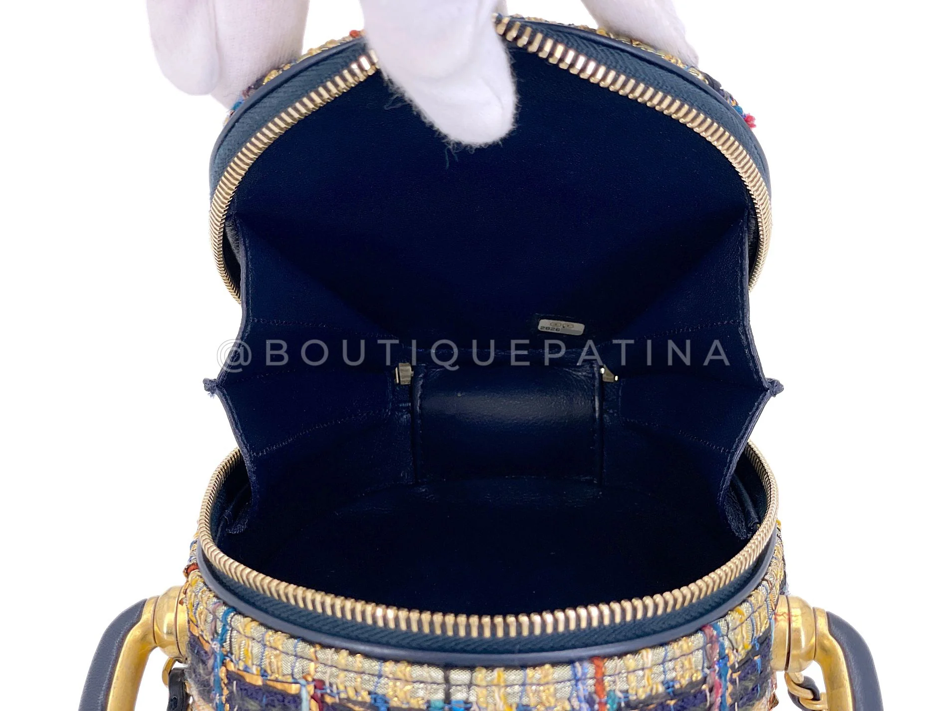 Chanel 19A Egypt Gold Spun Multicolor Tweed Evening Clutch on Chain Minaudière Bag Paris-New York 0G6 - Image 10