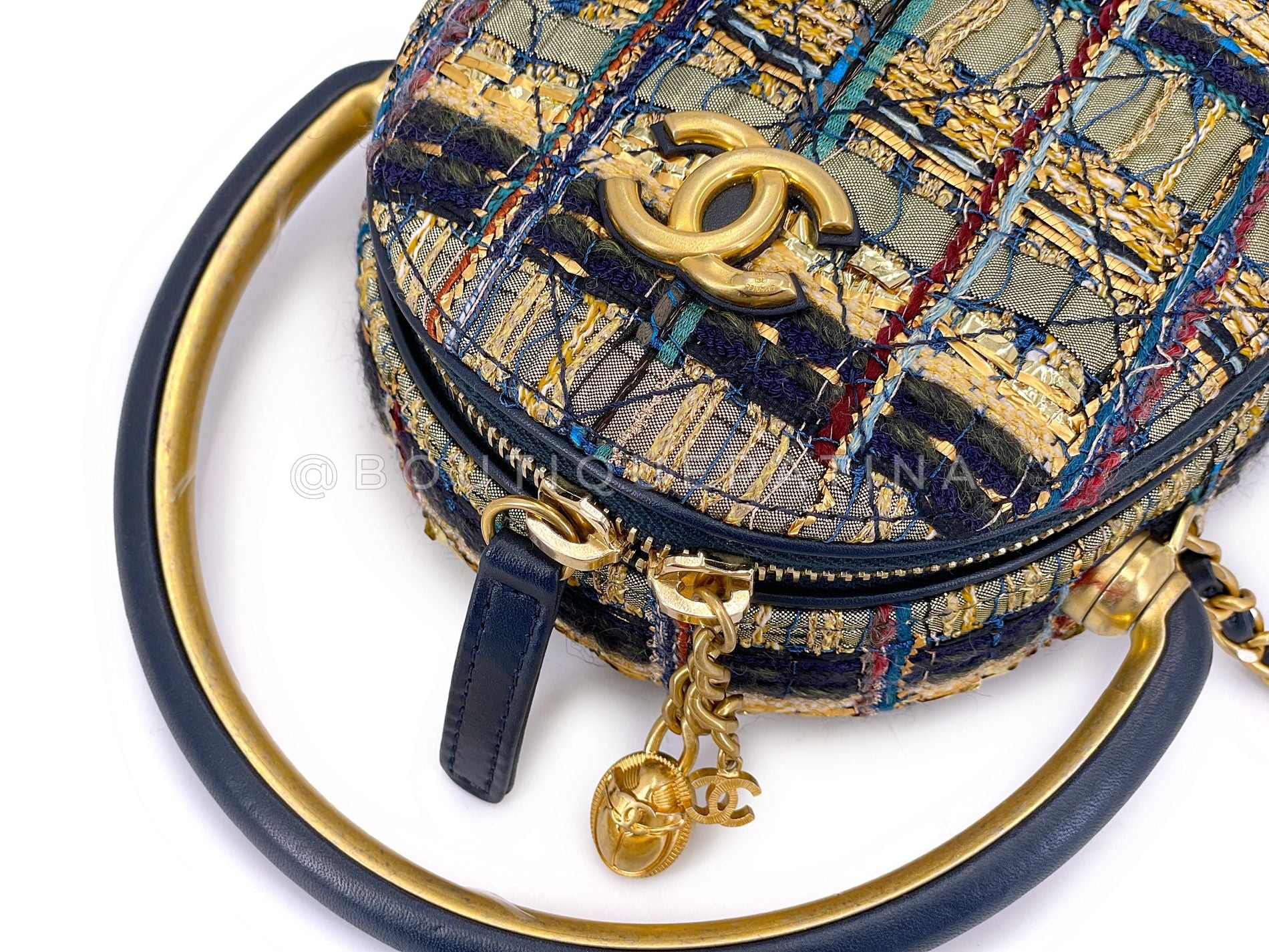 Chanel 19A Egypt Gold Spun Multicolor Tweed Evening Clutch on Chain Minaudière Bag Paris-New York 0G6 - Image 8