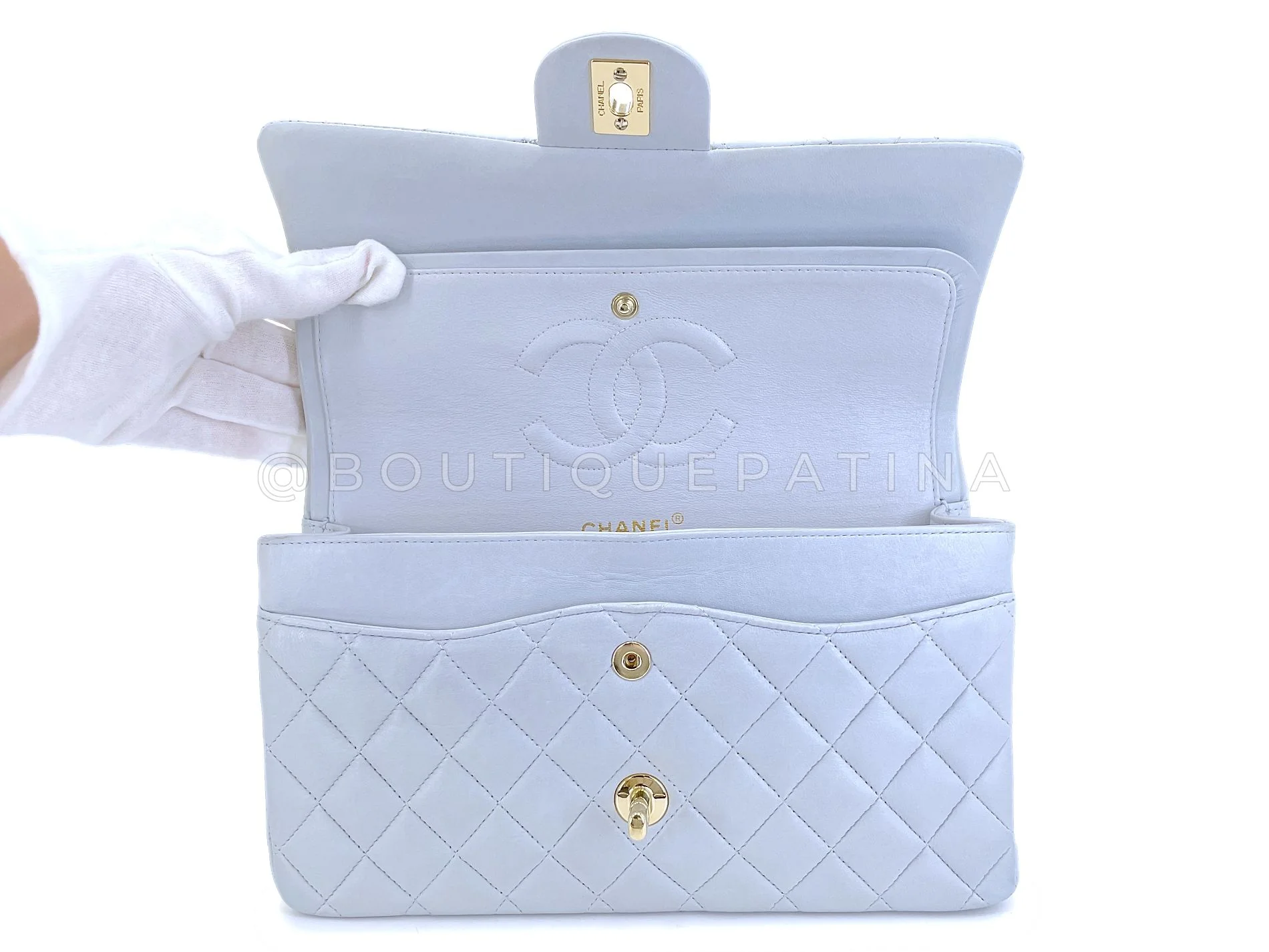 Chanel 2002 Vintage Pale Blue Medium Classic Double Flap Bag 24k GHW Lambskin HSO - Image 9