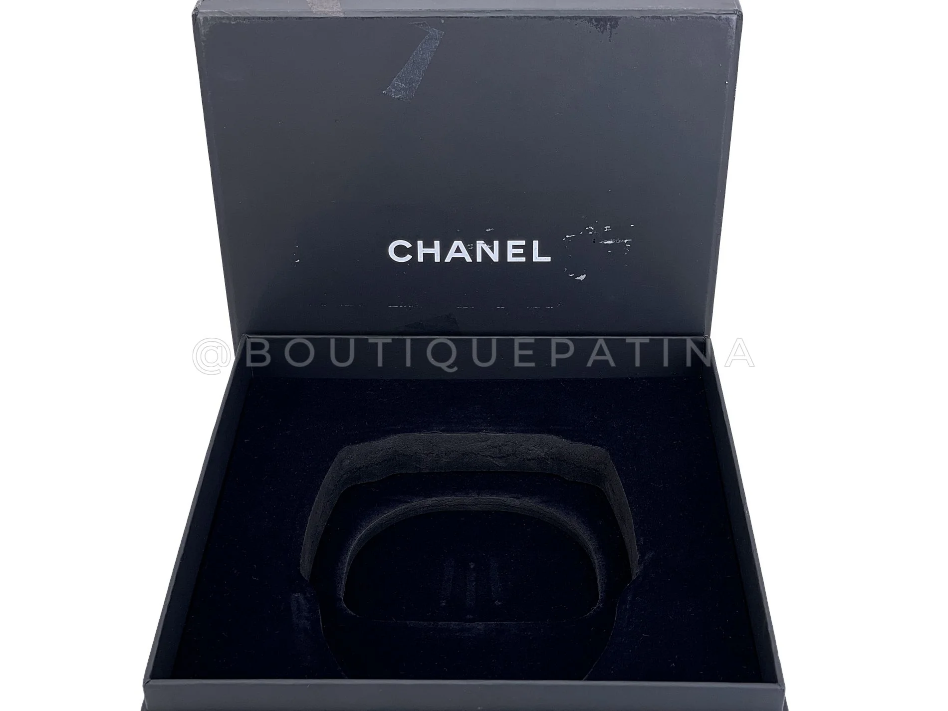 Chanel 2019 Gondola Minaudière Evening in the Mountain Clutch Bag White GVR - Image 13