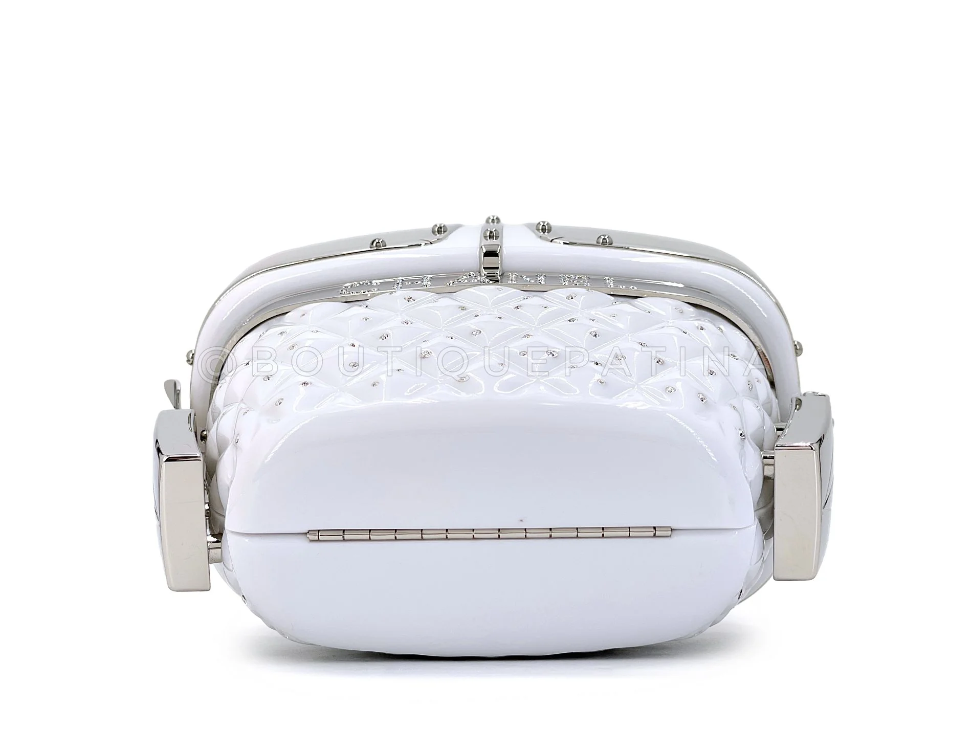 Chanel 2019 Gondola Minaudière Evening in the Mountain Clutch Bag White GVR - Image 7