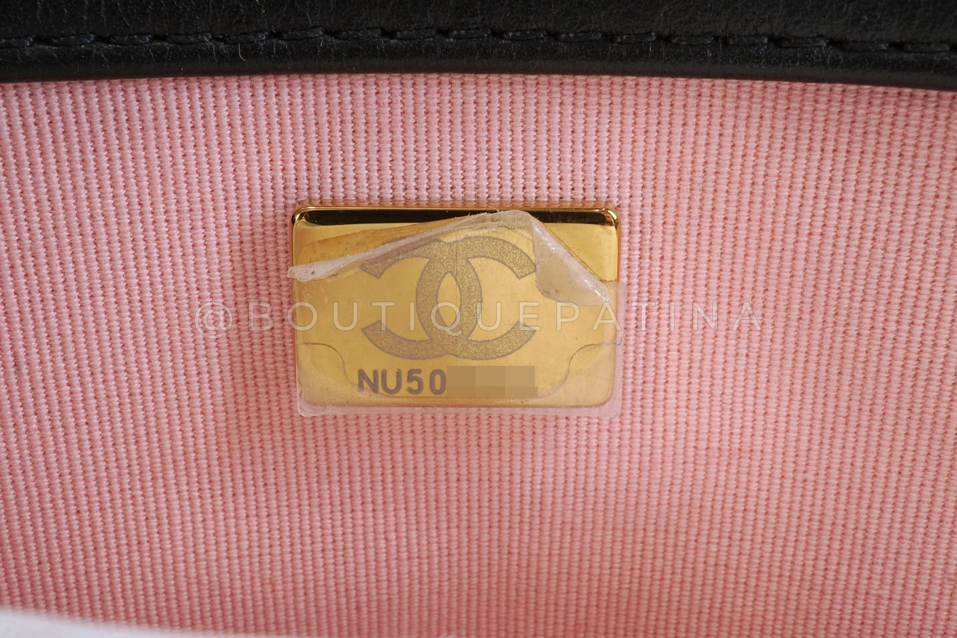 Chanel 2022 Pink Tweed Square Mini Flap Bag GHW W0V - Image 12