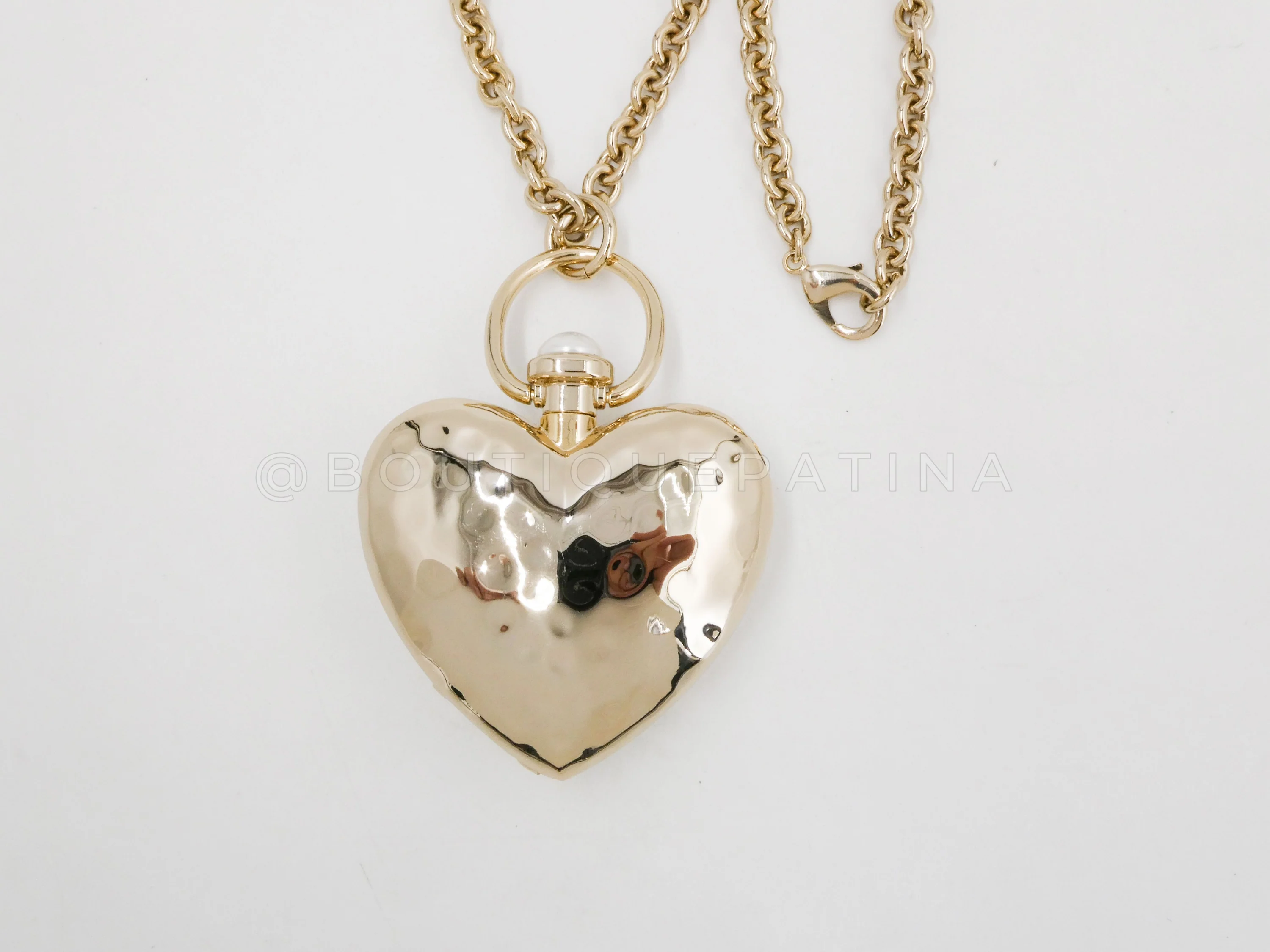 Chanel 22C Giant Heart Locket Pendant Necklace - Image 3