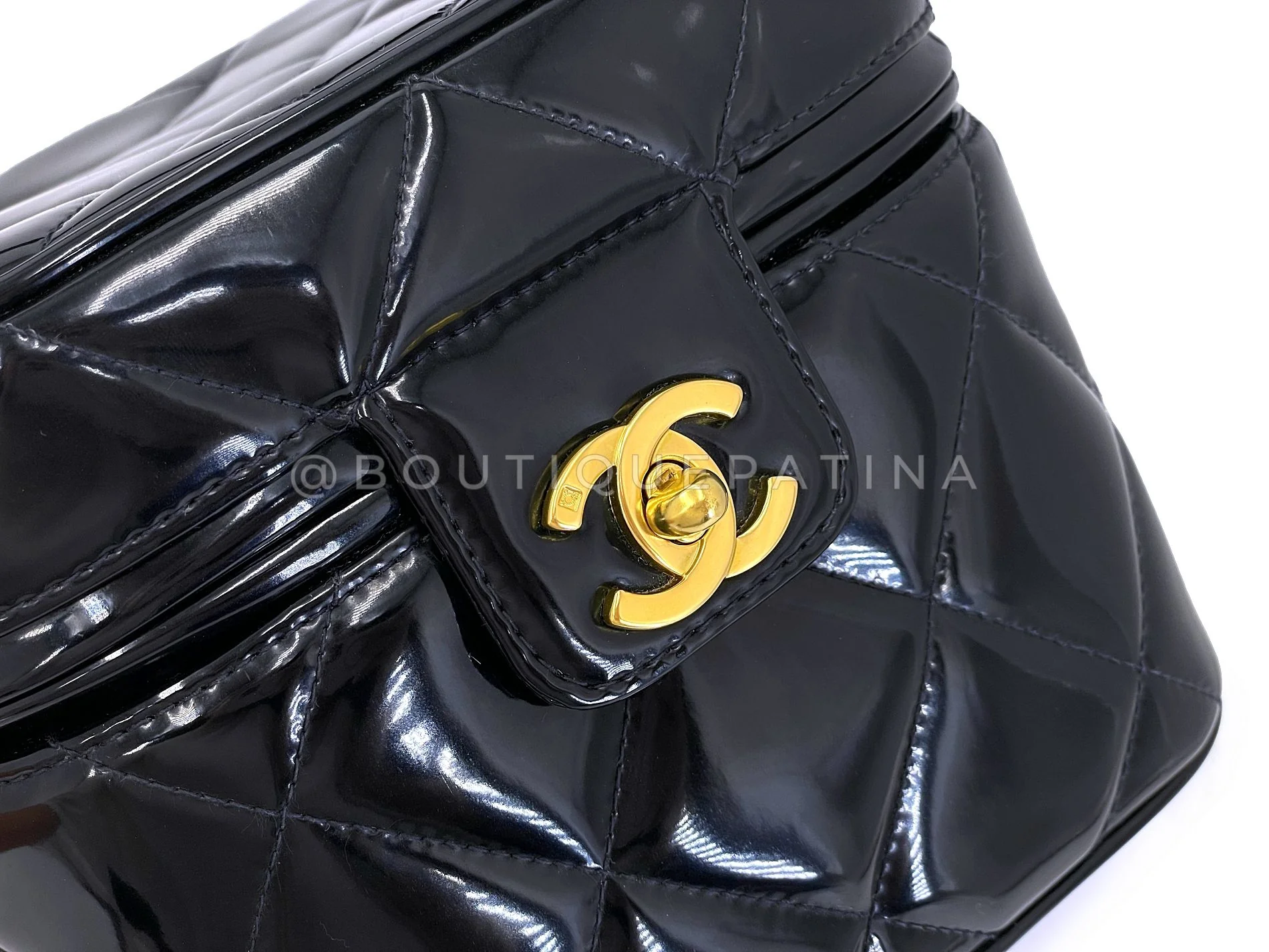 Chanel 95P Black "Barbie" Heart Mirror Vanity Bag 24k GHW PQO - Image 8