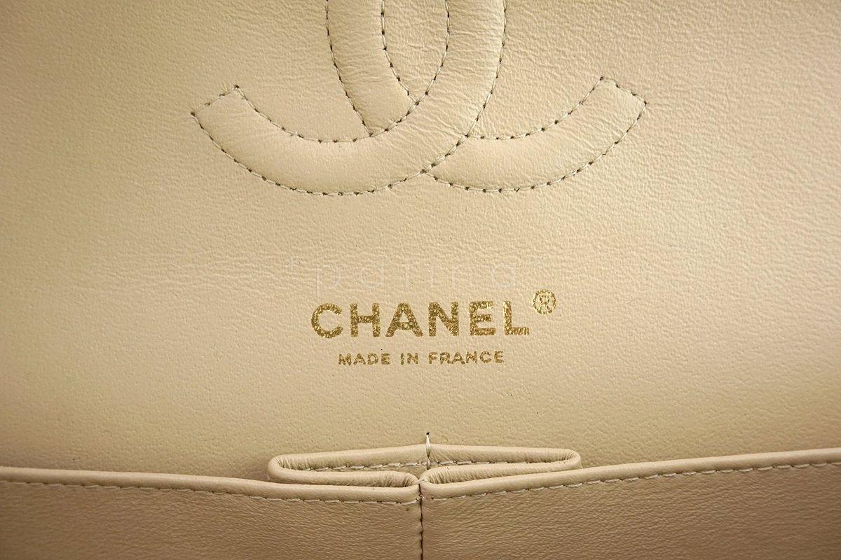 Chanel Beige Clair Caviar Medium Classic Double Flap Bag GHW - Image 11