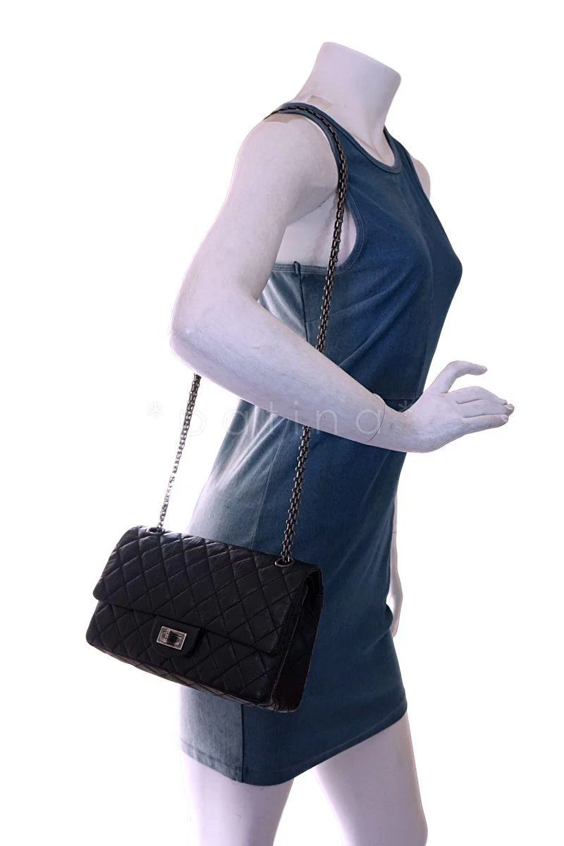 Chanel Black 225 2.55 Classic Reissue Flap Bag Small/Medium RHW - Image 15