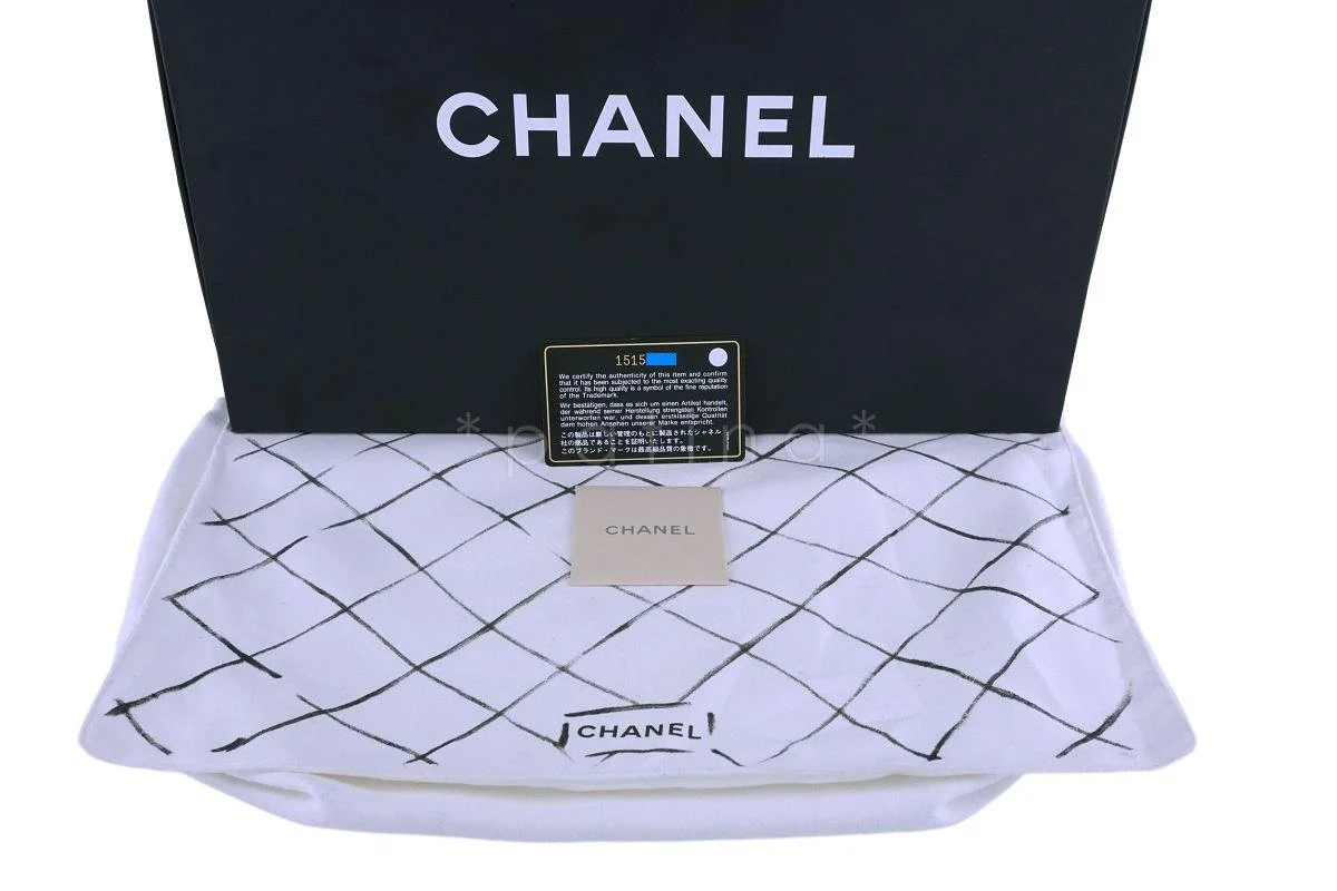 Chanel Black Caviar Jumbo Classic Double Flap Bag SHW - Image 13
