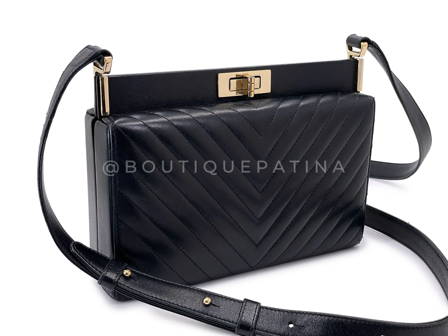 Chanel 18K Black Lambskin Chevron Crossbody Hard Clutch Bag GHW 7ZB - Image 2