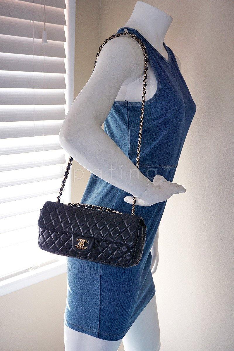 Chanel Black Lambskin East West Classic 2.55 Shoulder Flap Bag - Image 14