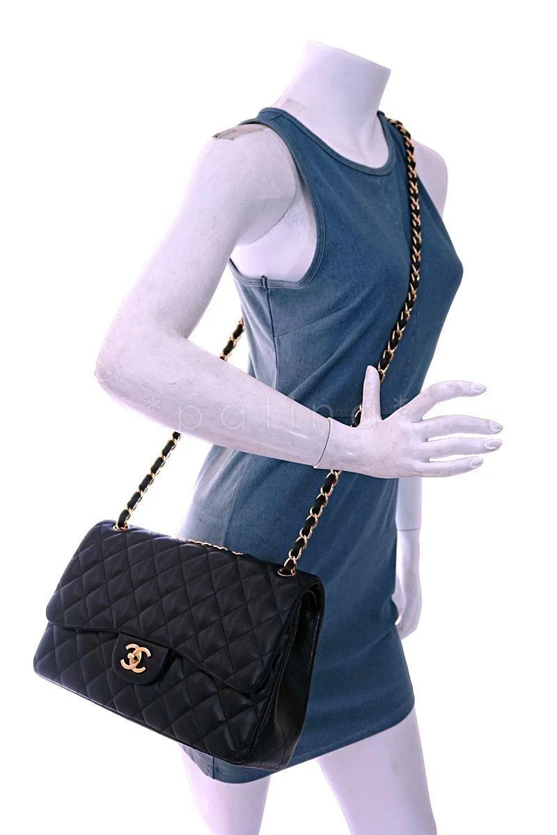 Chanel Black Lambskin Jumbo Classic Double Flap Bag GHW - Image 15