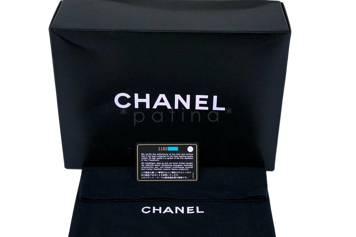 Chanel Black Lambskin Medium Classic Double Flap Bag 24k GHW - Image 13