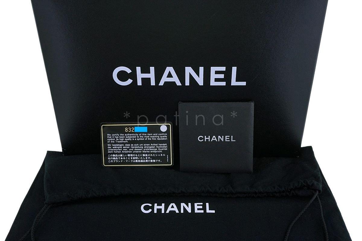 Chanel Black Lambskin Medium Classic Double Flap Bag SHW - Image 13