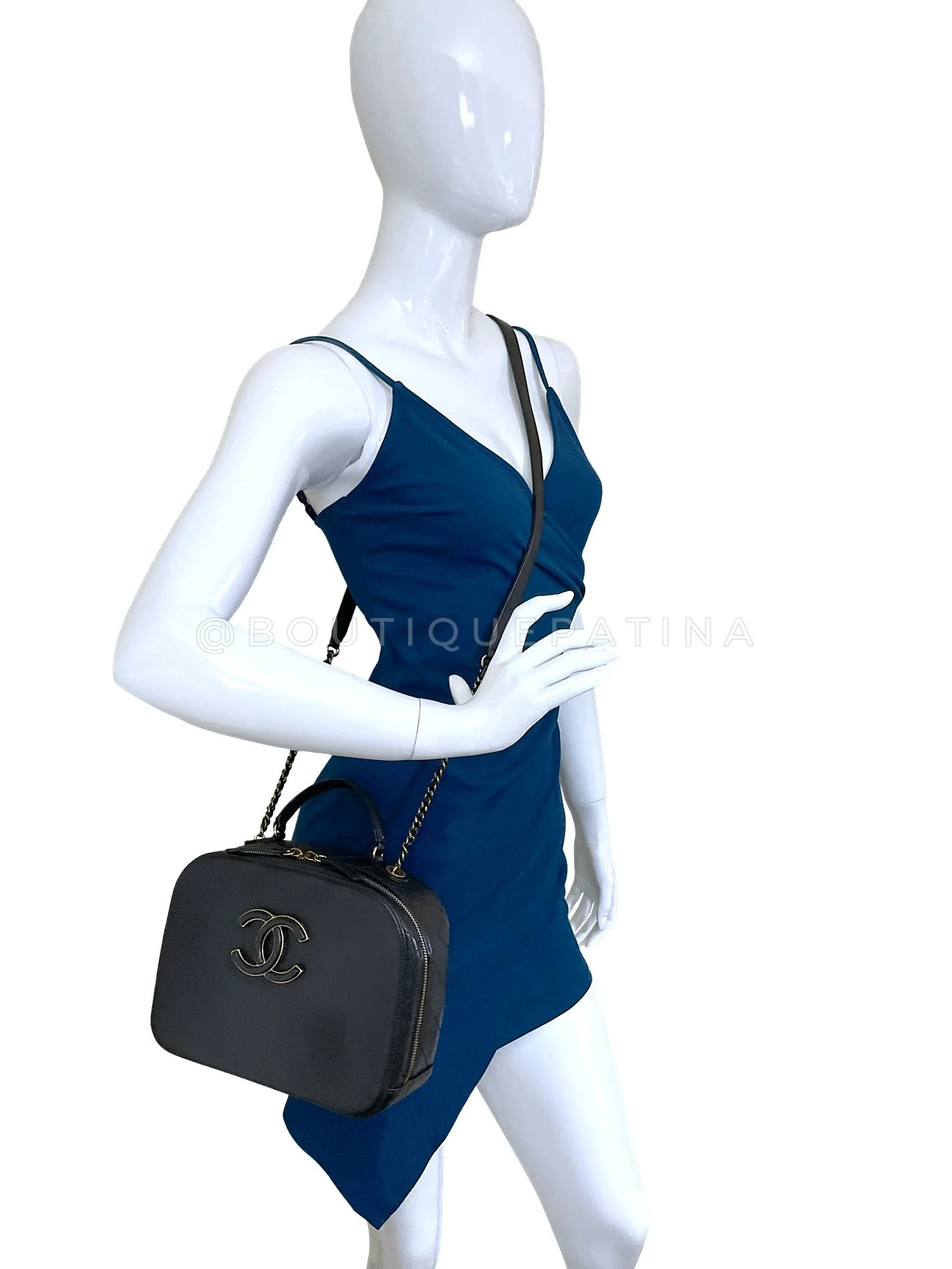 Chanel Black Luxe Vanity Case Bag Coco Curve GHW 36V - Image 15