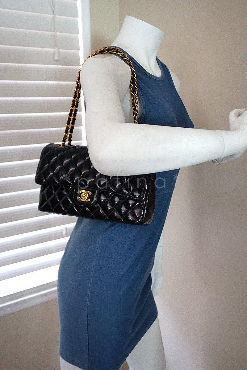 Chanel Black Patent Quilted Classic Medium 2.55 Double Flap Bag - Image 14