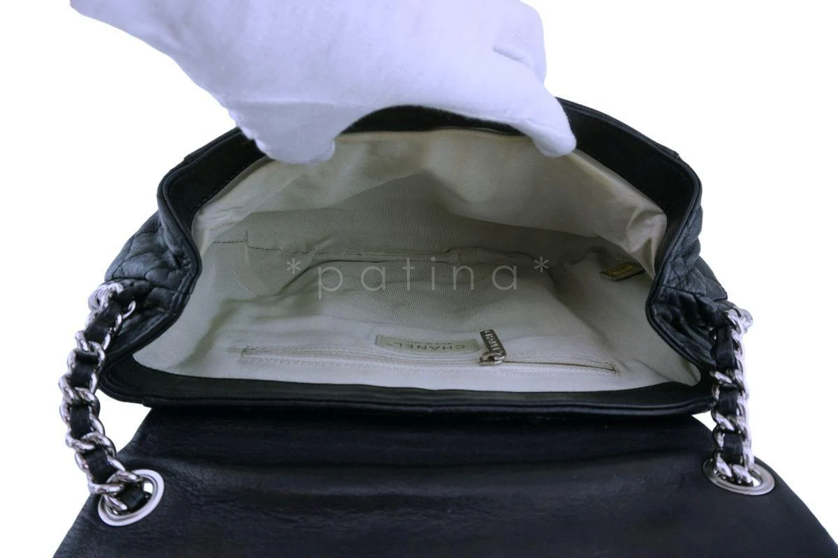Chanel Black Textured Calf Medium Chain Around Crossbody Flap Bag SHW - Image 7