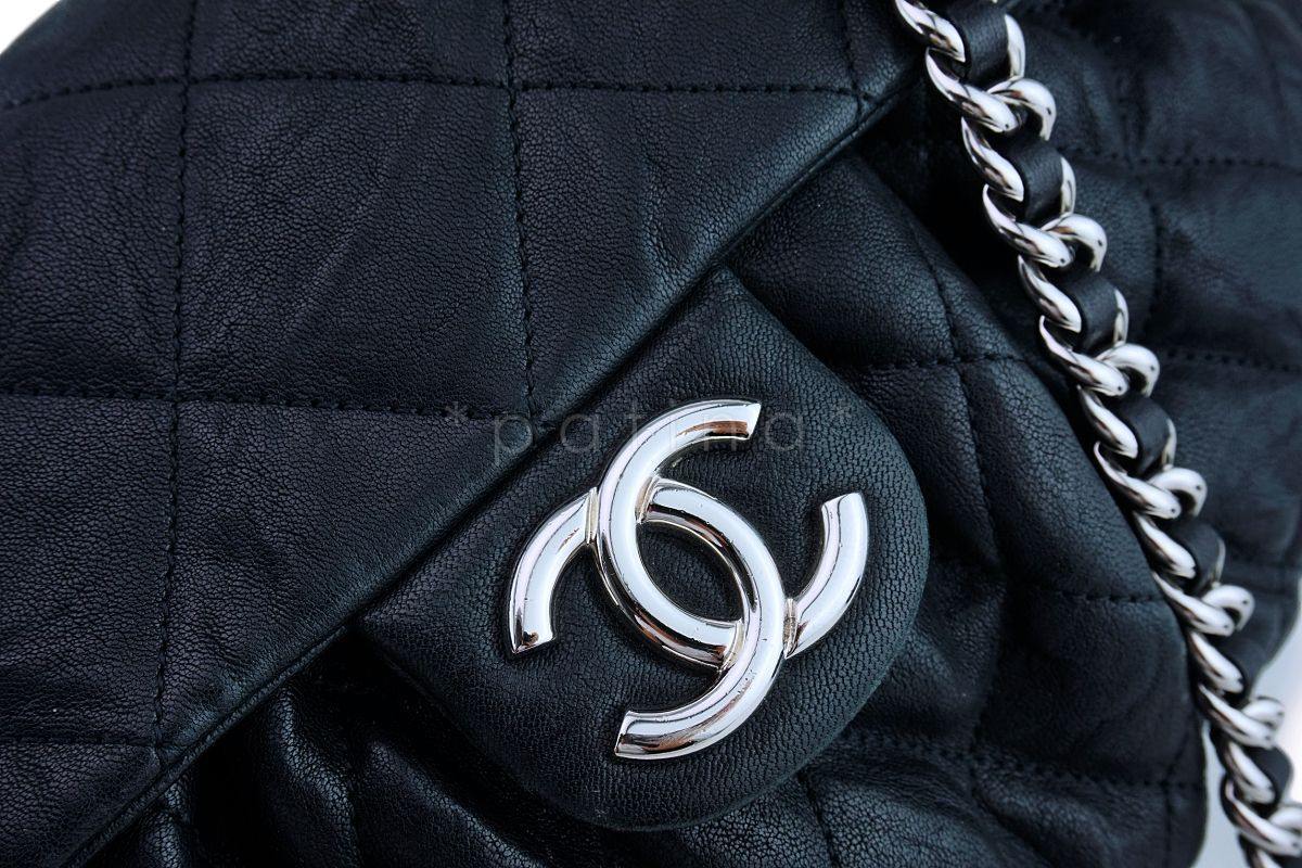 Chanel Black Textured Calf Medium Chain Around Crossbody Flap Bag SHW - Image 8