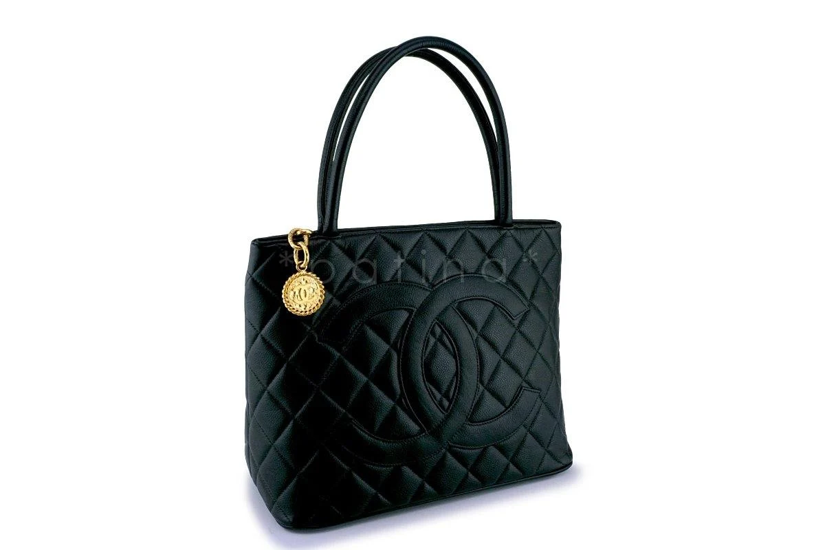 Chanel Black Timeless Classic Caviar Medallion Tote Bag GHW SG8 - Image 2