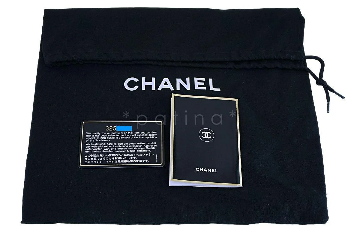 Chanel Black Vintage Lambskin Diana Medium Classic Flap Bag 24k GHW - Image 14