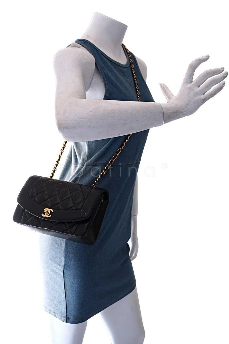 Chanel Black Vintage Lambskin Diana Small Classic Flap Bag 24k GHW - Image 15
