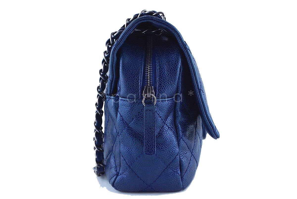 Chanel Blue Caviar Iridescent/Metallic Jumbo-sized Classic Easy Flap Bag - Image 3
