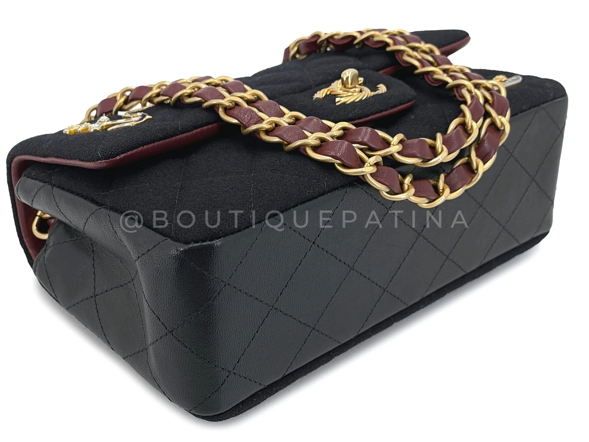 Chanel Charms Mini Flap Bag Paris-Hamburg 2018 Black Navy GHW - Image 7