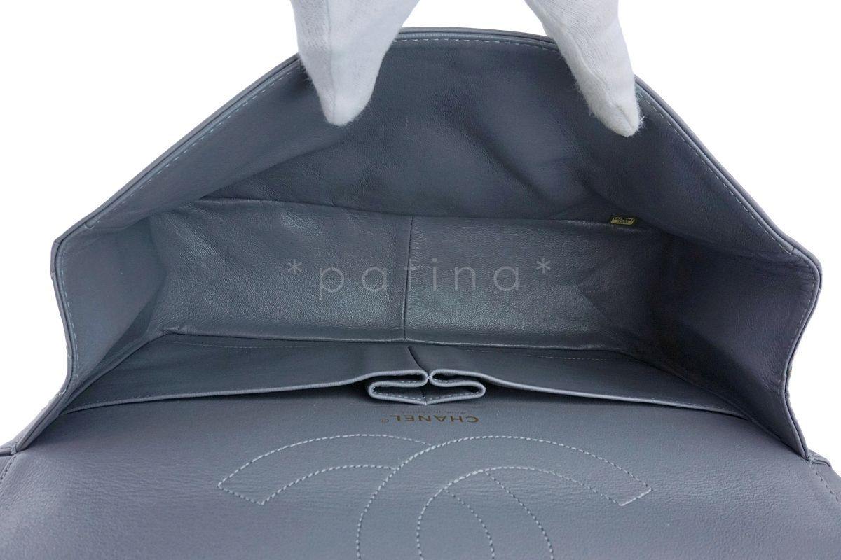 Chanel Gray Large 227 Classic 2.55 Reissue Flap Bag GHW - Image 10