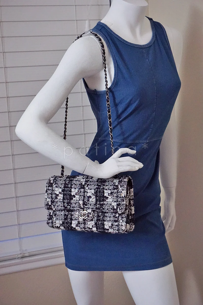 Chanel Gray Tweed Medium Classic 2.55 Double Flap Bag - Image 15
