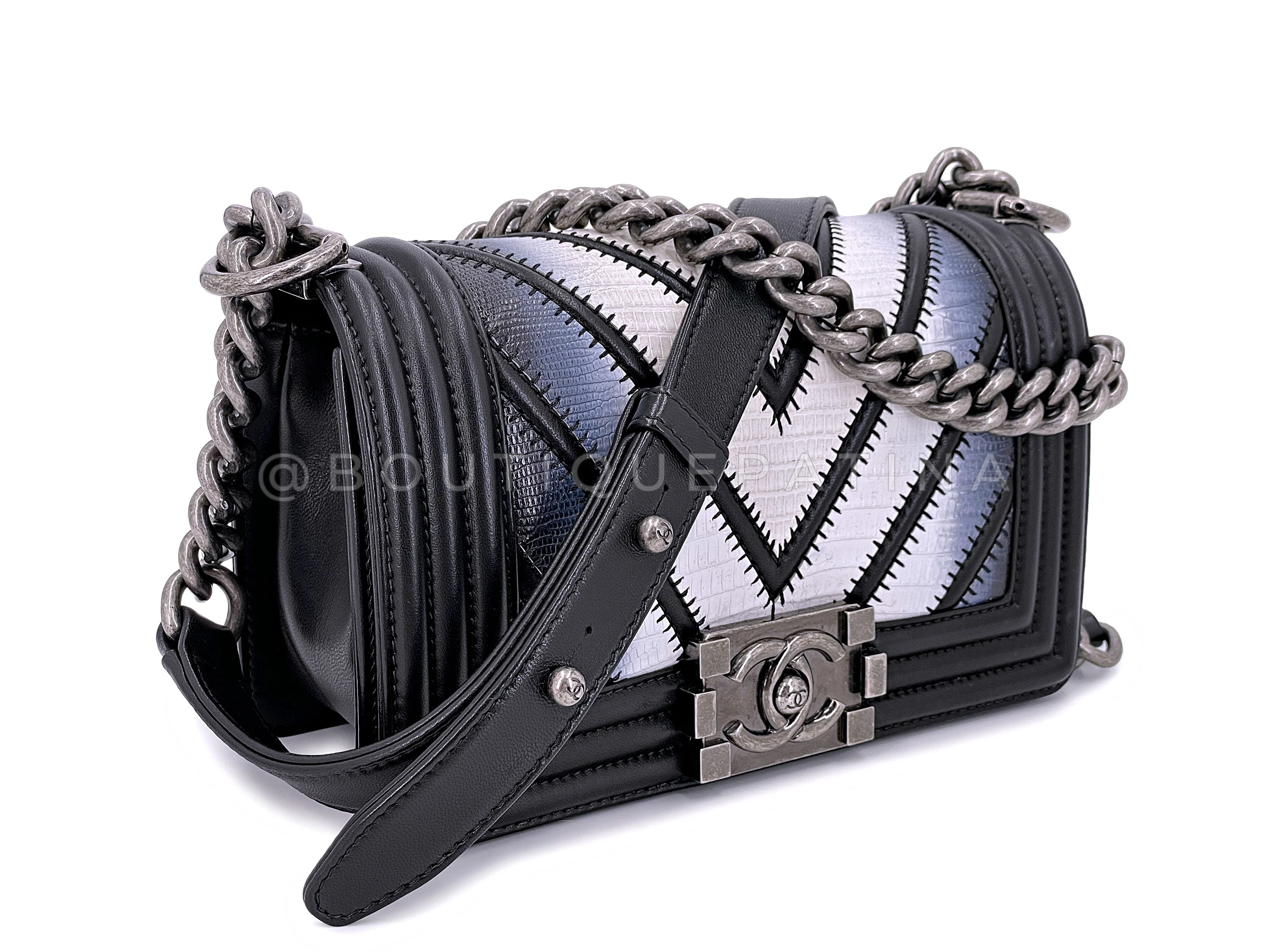 Rare Chanel Black 2016 Airlines Chevron Lizard Boy Classic Flap Bag  OE7 - Image 2