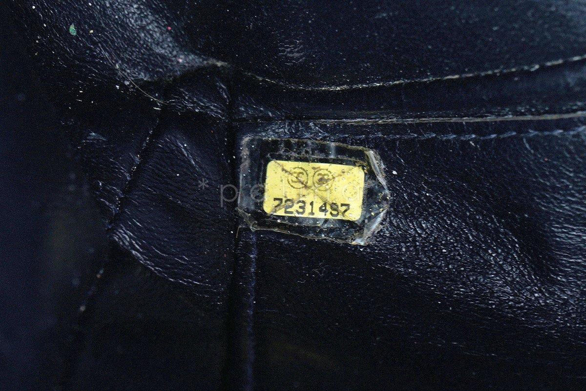 Chanel Navy Blue-Black Contrast Stitch Quilted Shopper Tote Bag - Image 10