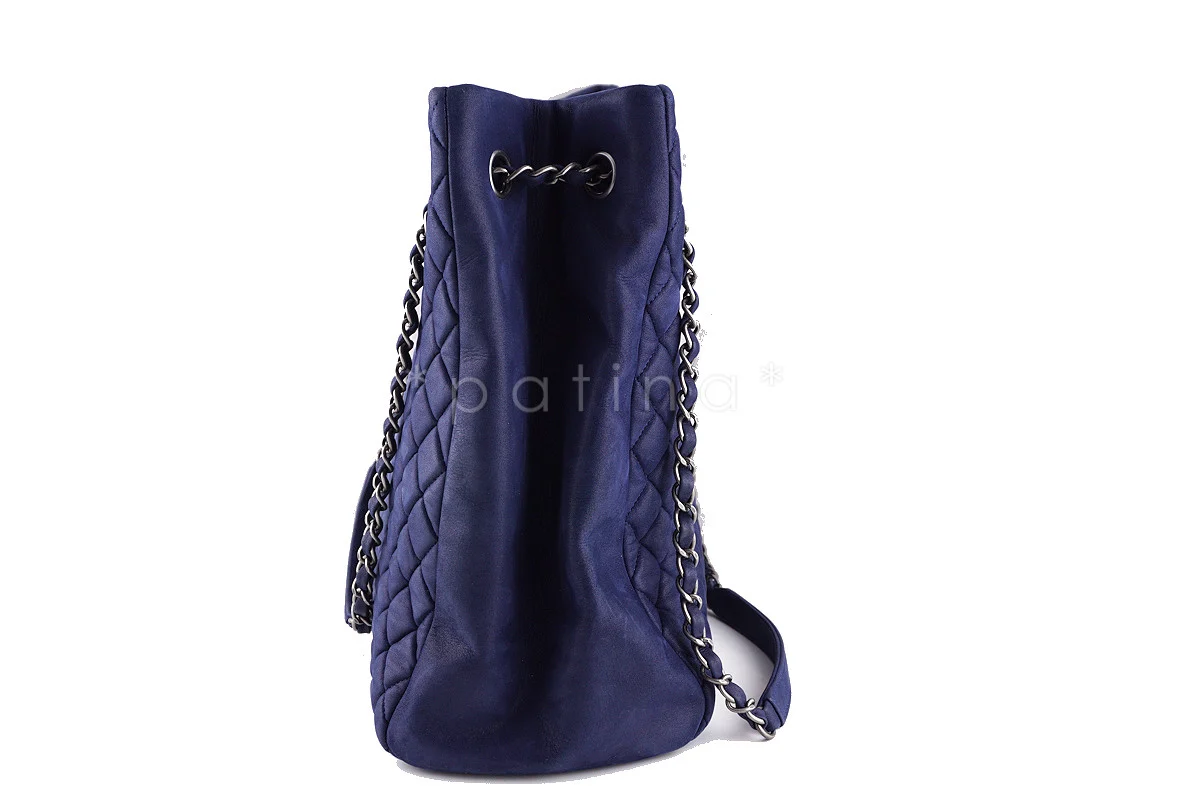 Chanel Navy Blue Bubble Quilted Luxe N/S CC Charm Tote Bag - Image 2