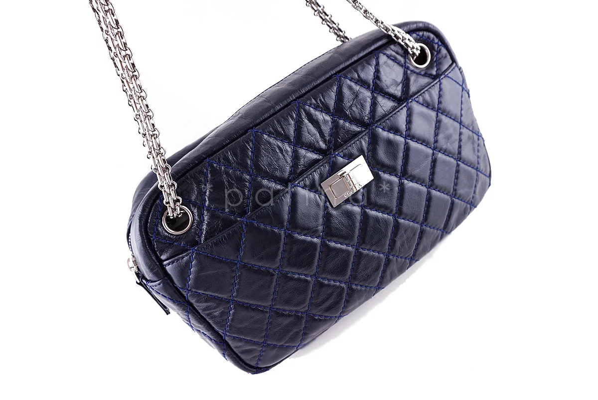 Chanel Navy Blue Classic 2.55 Reissue Camera Case Bag - Image 2