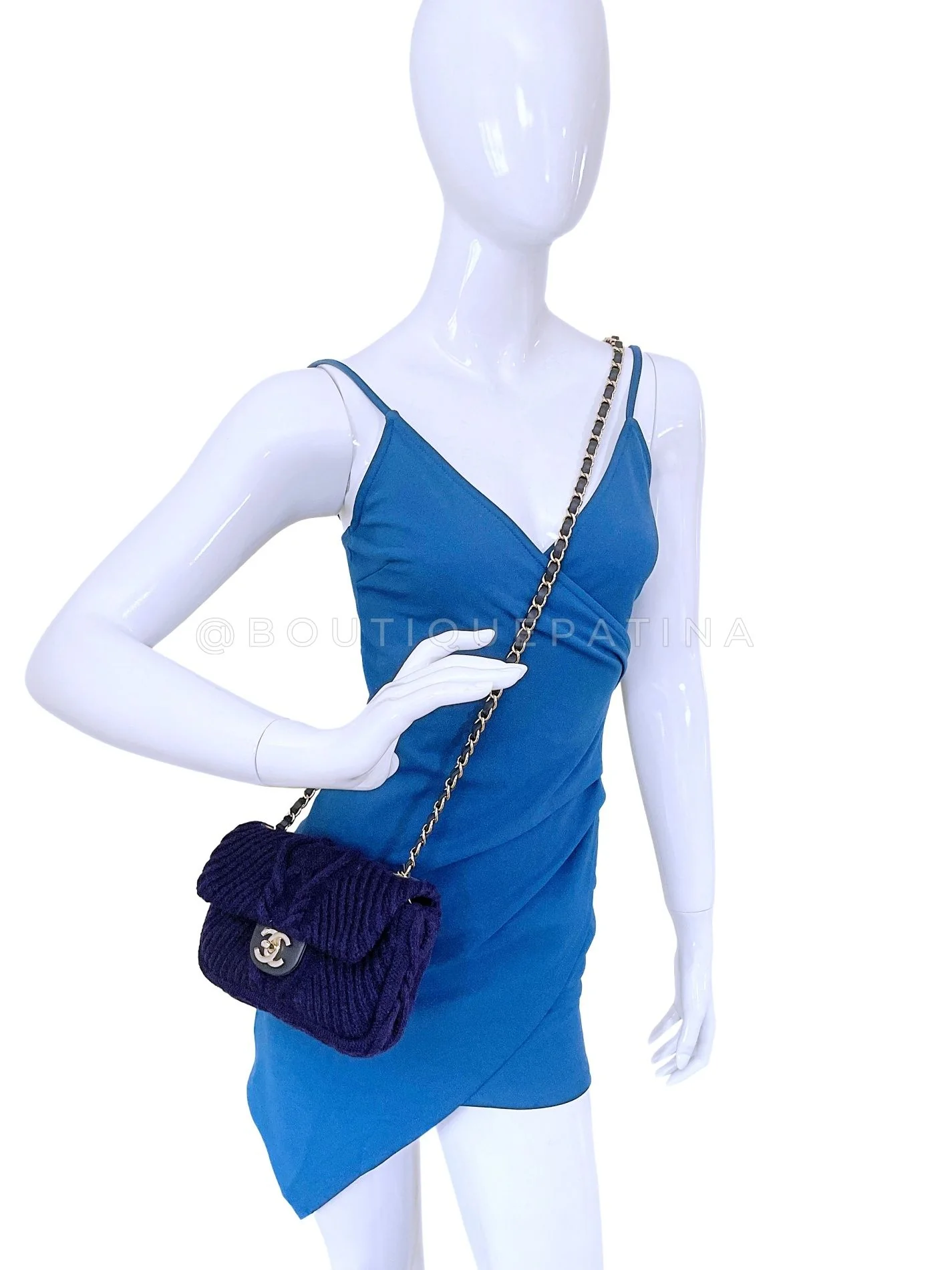 Chanel Paris-Hamburg Cable Knit Sweater Rectangular Mini Flap Bag NQR - Image 13