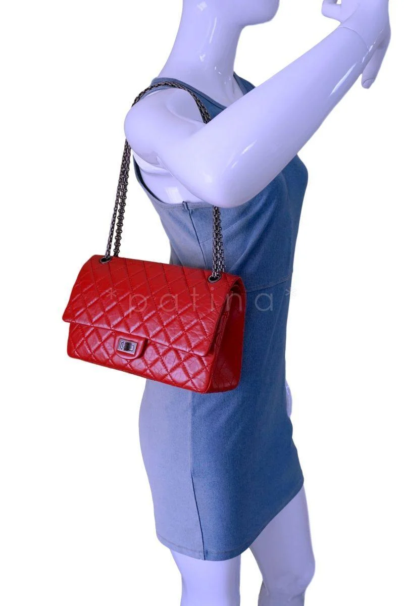Chanel Red Aged Calfskin Reissue Medium 226 2.55 Flap Bag RHW - Image 14