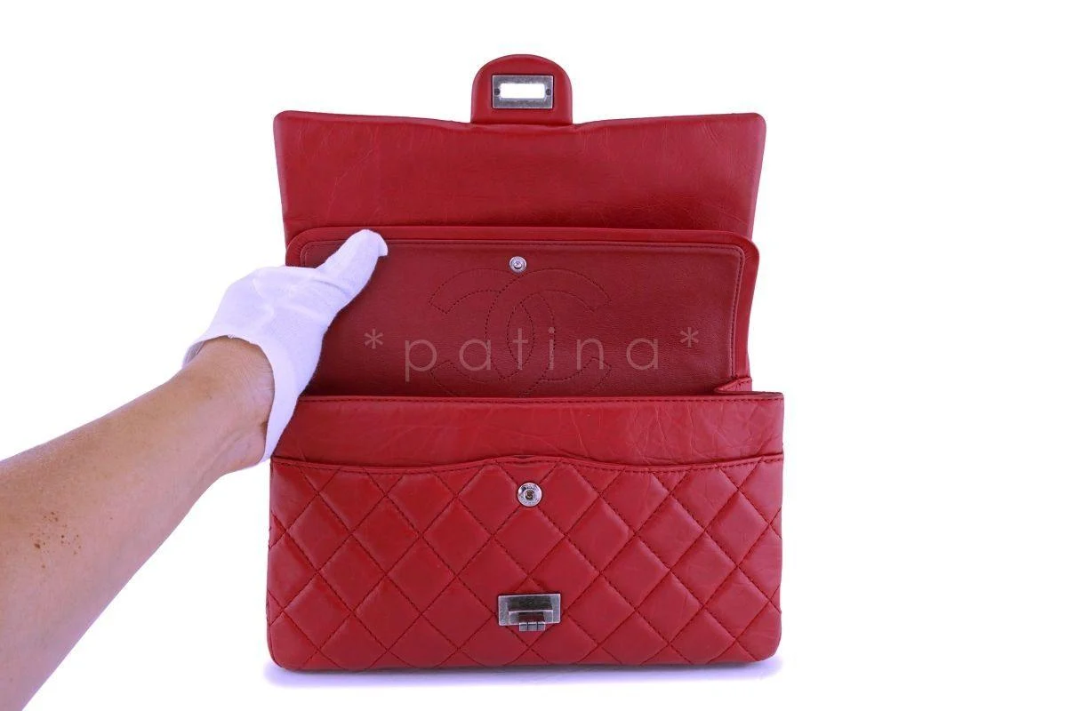 Chanel Red Aged Calfskin Reissue Medium 226 2.55 Flap Bag RHW - Image 9