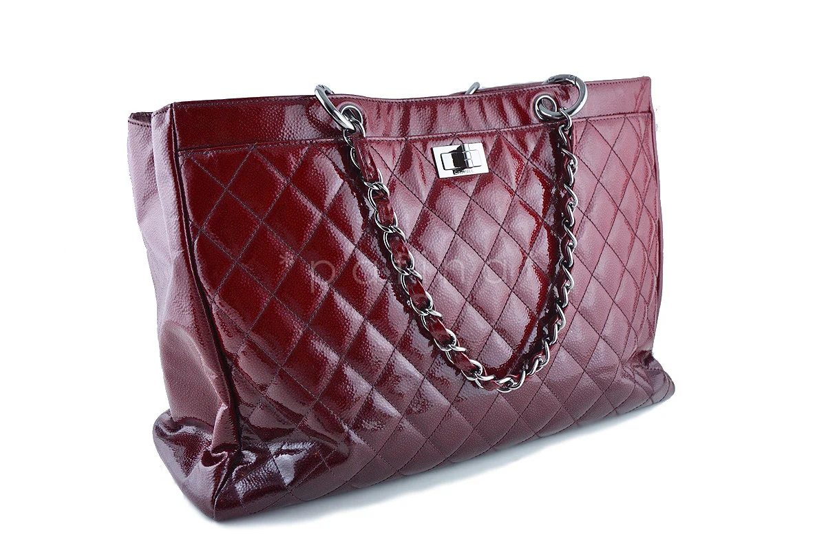 Chanel Red Ombre Patent Quilted Caviar Diamond Shine XL Shopper Tote Bag - Image 2