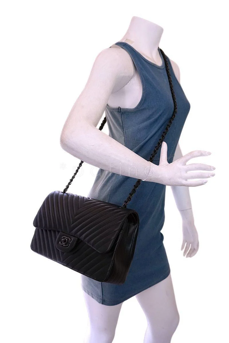 Chanel So Black Chevron Lambskin Jumbo Classic Double Flap Bag O9P - Image 15
