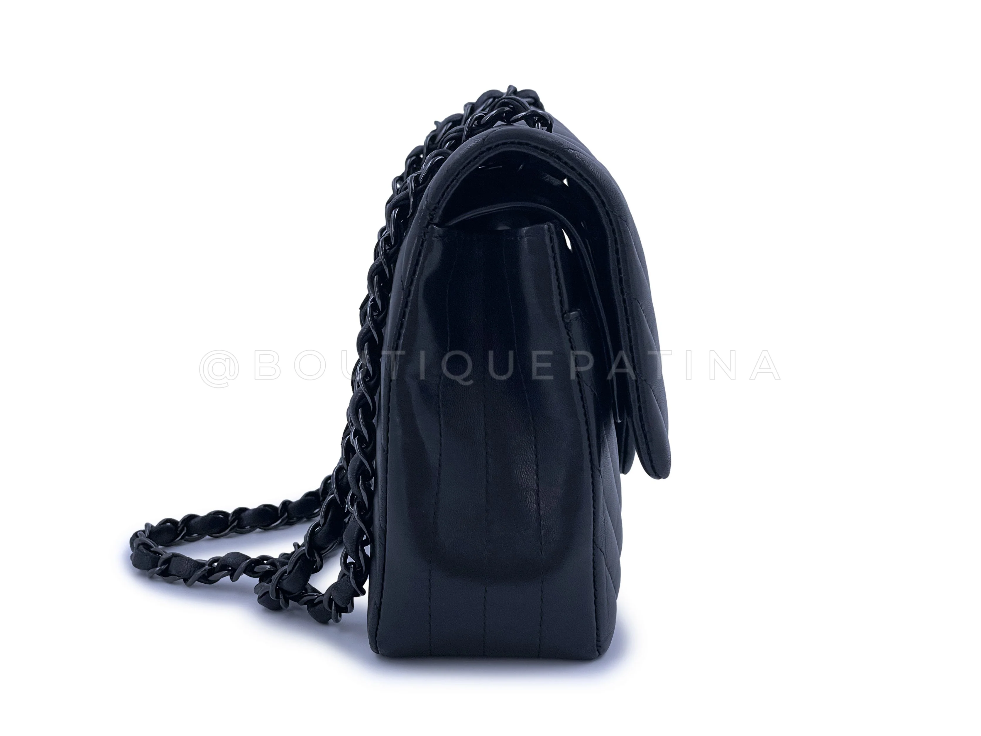 Chanel So Black Chevron Medium Classic Flap Bag Lambskin - Image 4